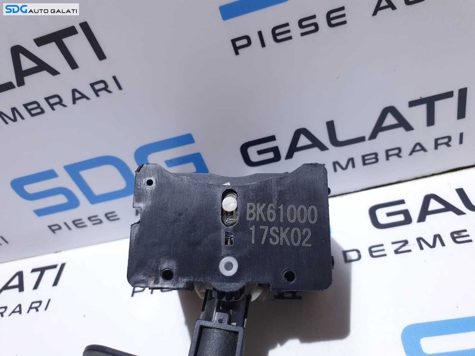 Maneta Claxon Bloc Lumini Semnalizare cu Proiectoare Dacia Logan 1 2005 - 2012 Cod BK61000