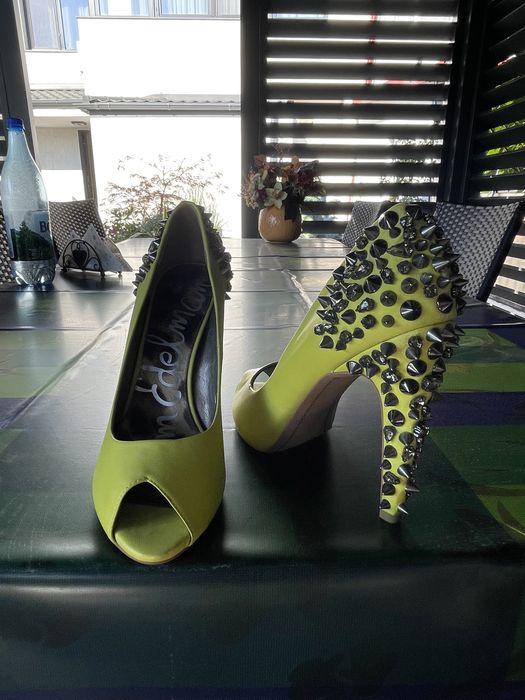 Pantofi Sam Edelman, cu ținte si strasuri!Mar.39.5!