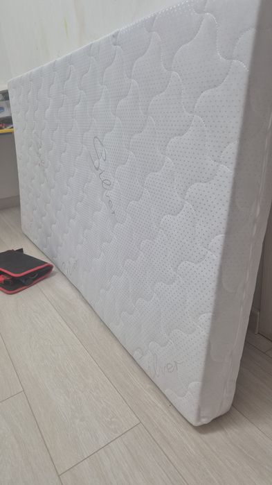 Кровать детская , белая