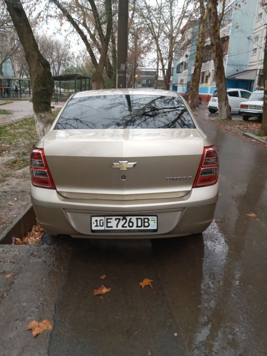 Продаётся автомобиль Кобальт 2-позиция