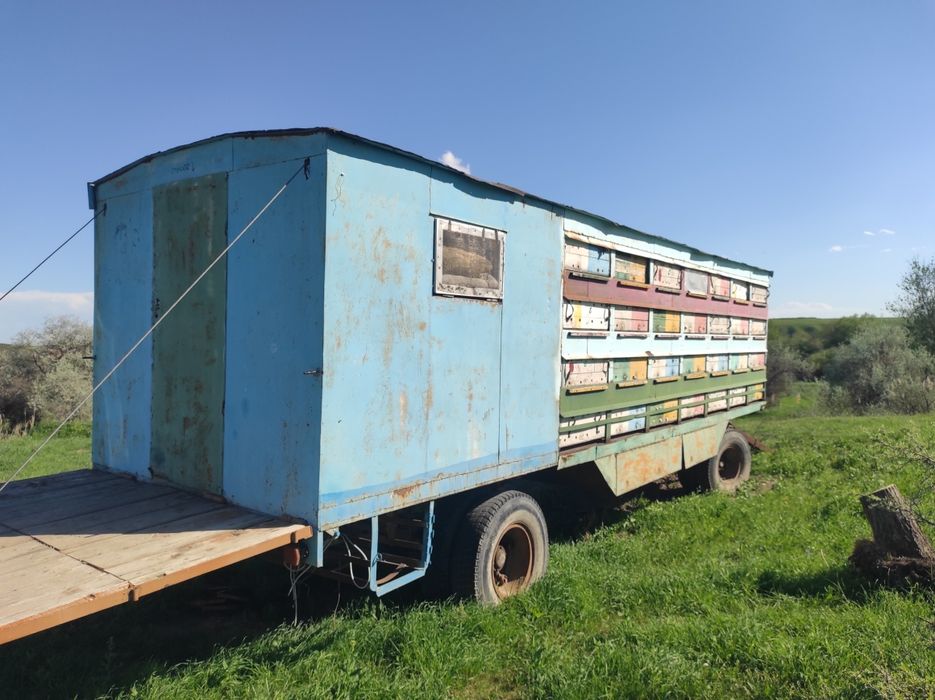 Продам пчелоприцеп