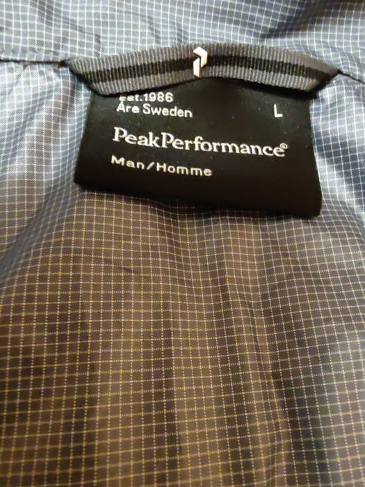 Peak Performance-ветровка   L