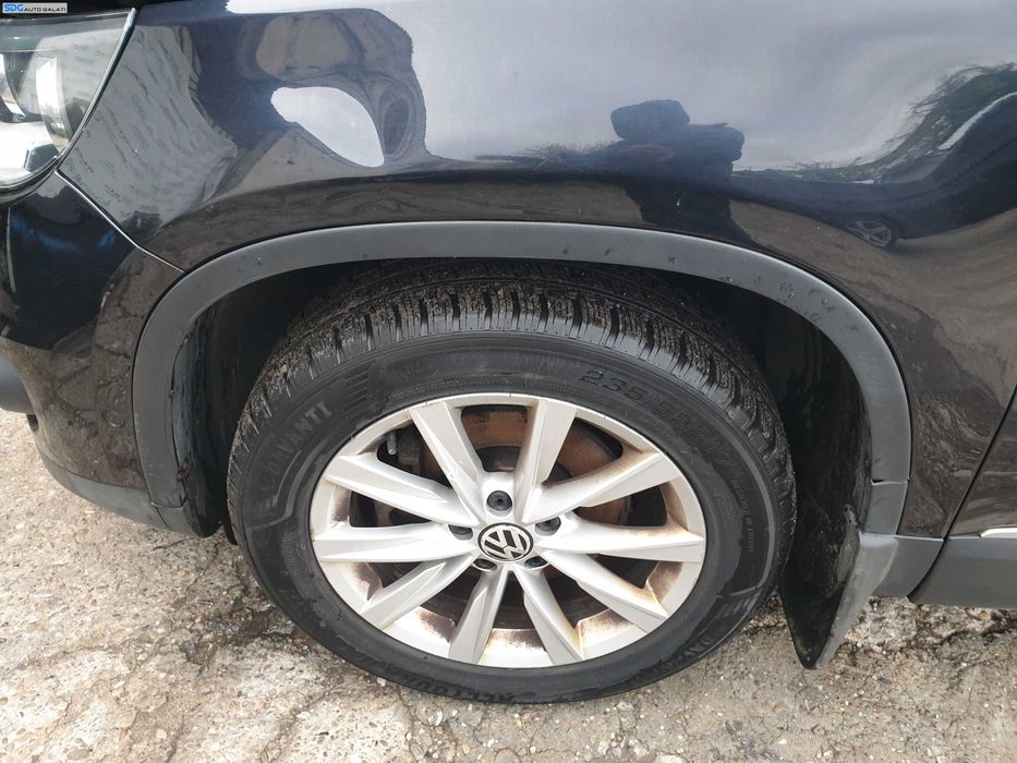 Bandou de pe Aripa Stanga Fata Volkswagen Tiguan FL Facelift 2011 - 2015 [K7797]