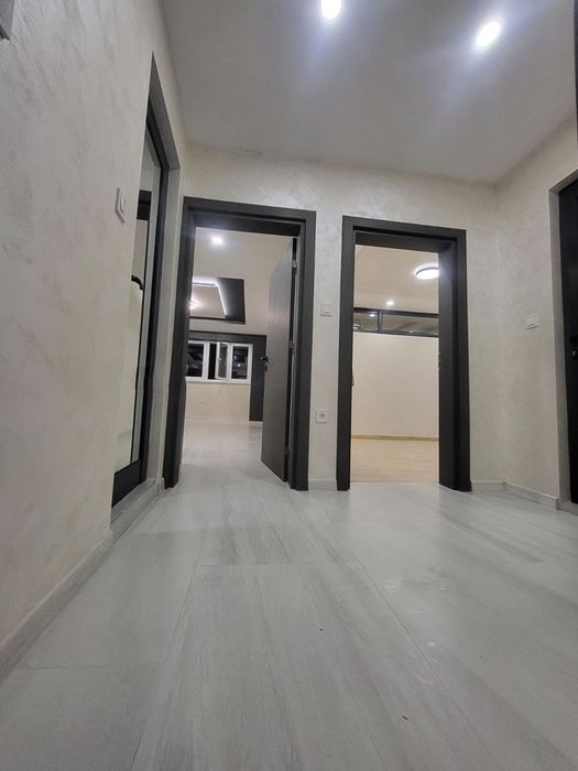 Тристаен апартамент с панорамна гледка! ж.к. Дружба 1!