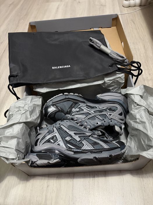 Balenciaga Runner grey 39