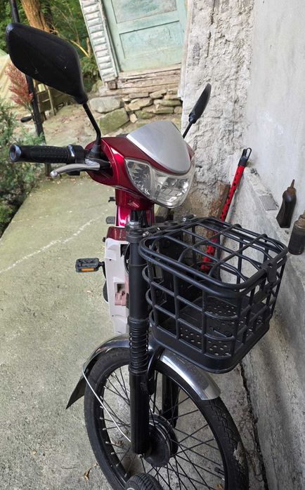 Vând bicicletă asistată electric 250W, 25km/h, KM5-S Rosu