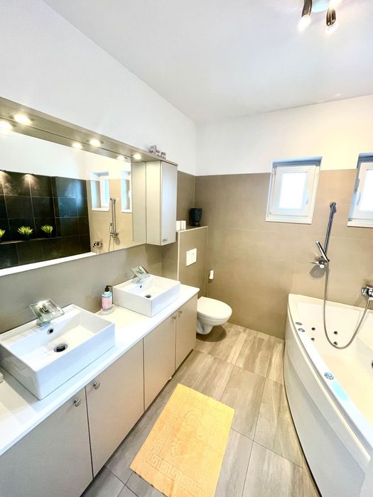 Inchiriez duplex PET-FRIENDLY 5 camere