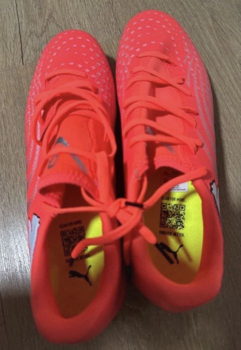 Ghete de fotbal puma