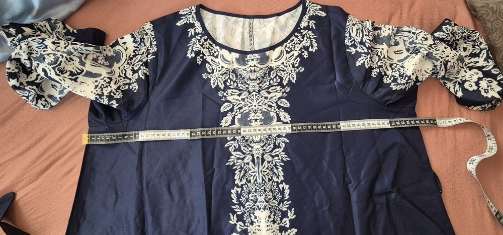 Рокля синя на дантела