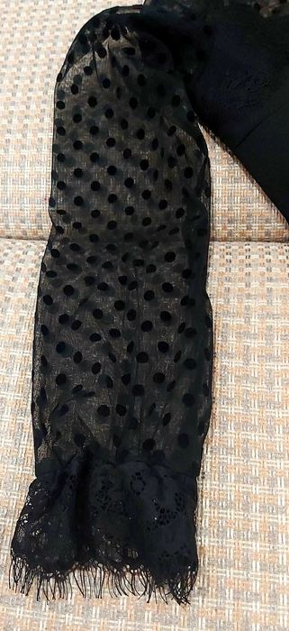 Платье чёрное гипюр