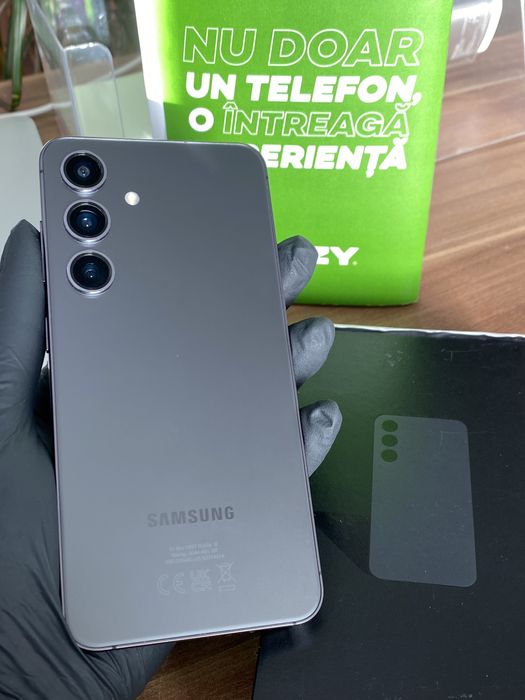 Samsung Galaxy S24 Duos / Garanție 24 luni / 128 Gb / Foarte bun |
