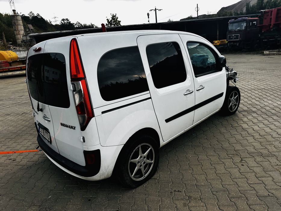 Renault kangoo avariat
