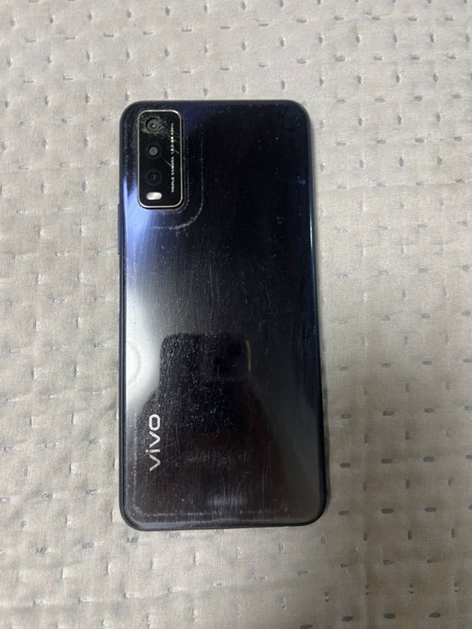 Продам телефон срочно