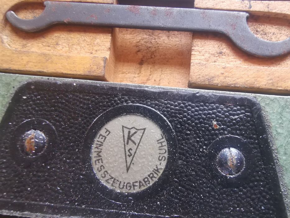 2 броя микрометри