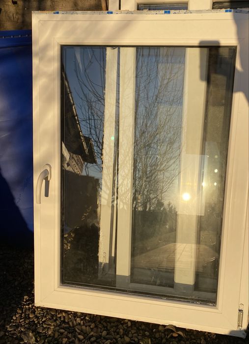 Geam+usa termopan Ramplast!