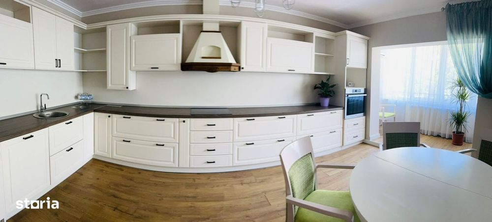 Apartament 3 camere de inchiriat in zona Aradul Nou
