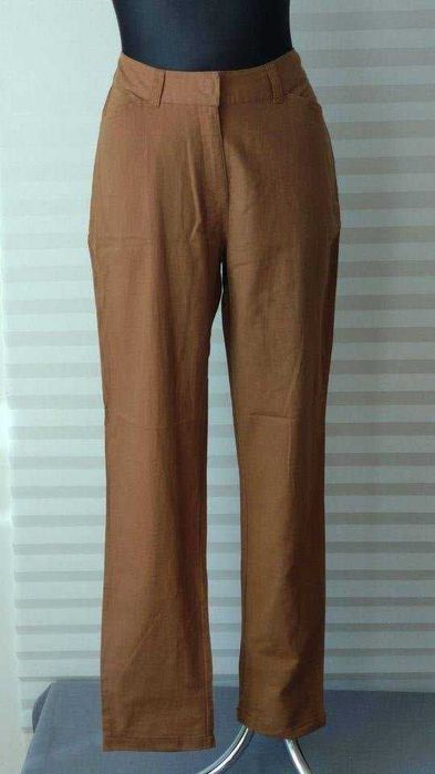 Новые женские брюки испанского бренда AMICHI.