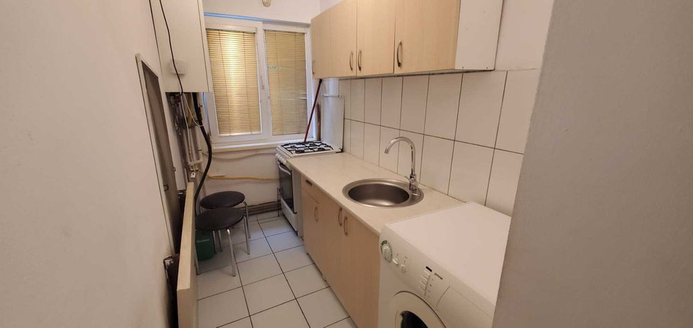 Apartament 2 camere la parter in Zona Dacia
