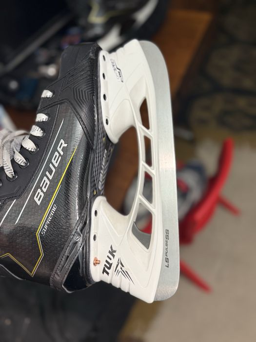 Продам коньки bauer supreme m40