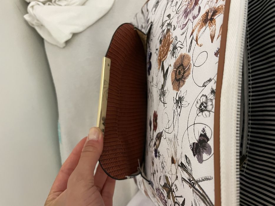 Чисто НОВА чанта