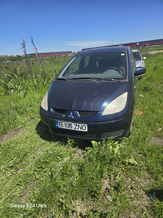Vand  colt 1.3 benzina an 2005