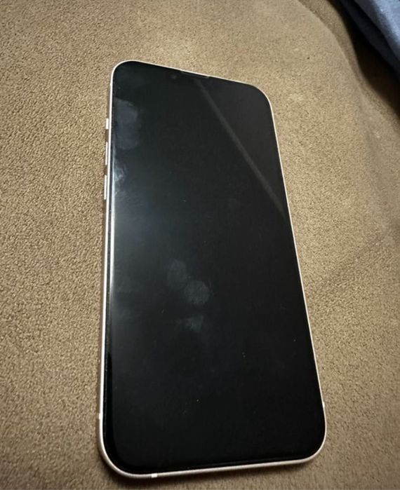 Айфон 13 128гб акб 87