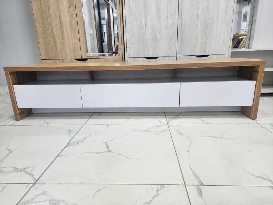 Тумба для гостиной под ТВ