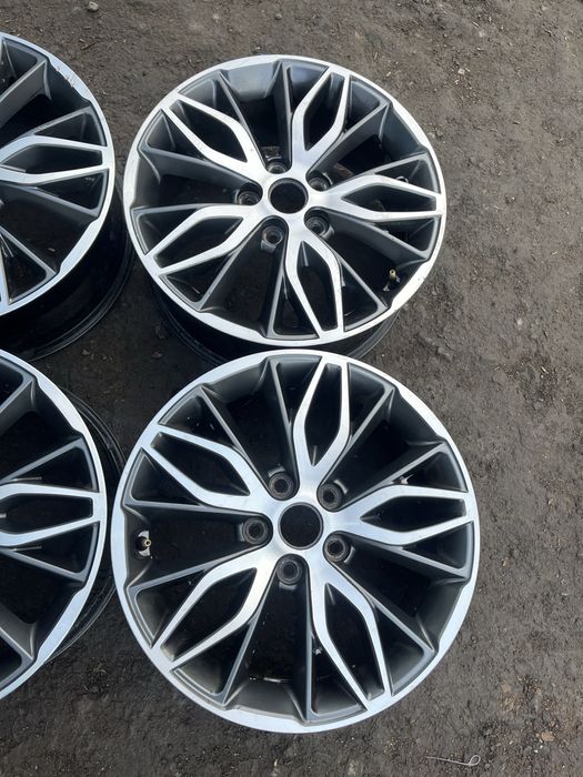 R17 киа лексус тайота к5