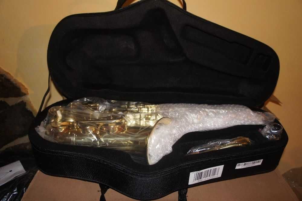 Saxofon alto(Mi-bemol) STARTONE SAS-75+cufar+mustiuc+toate accesoriile