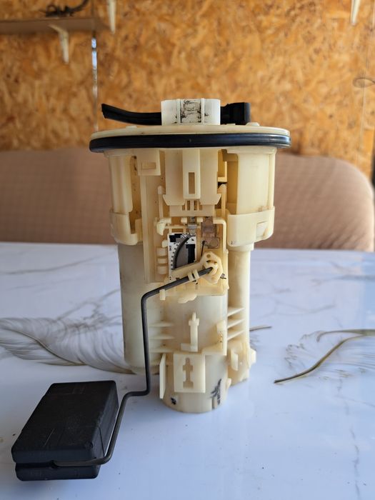 Топливный насос в сборе