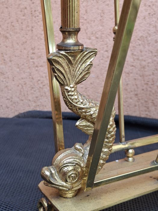 Suport pt reviste,alamă