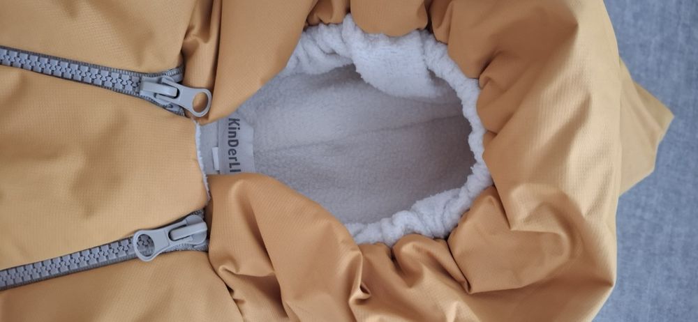 Продам комбинезон детский