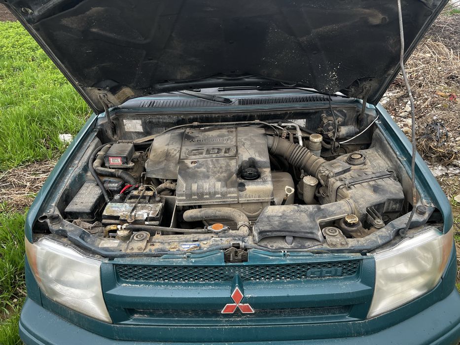 Vand masina mitsubishi pinin