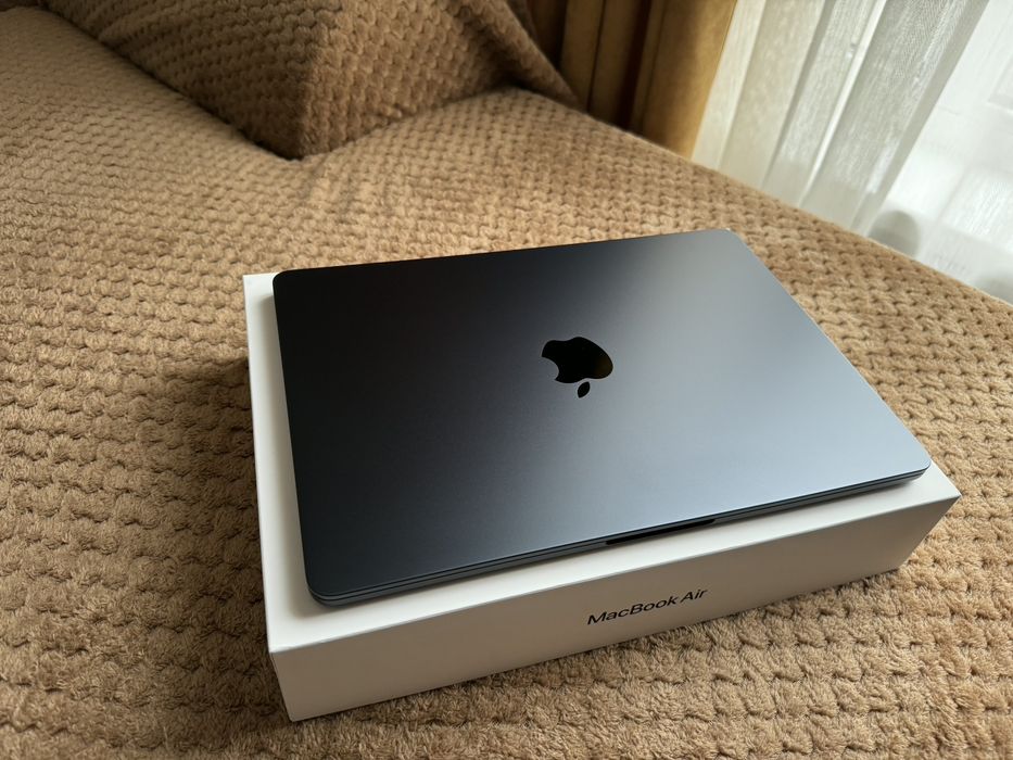 Като Нов! Apple MacBook Air M4 13in 16GB/256GB Midnight