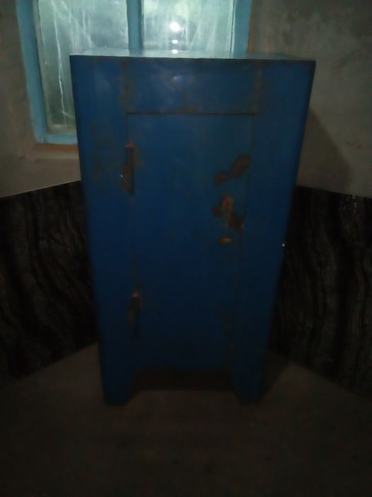 Продам сейф советский
