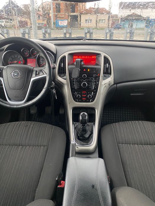 Opel astra j 1.4