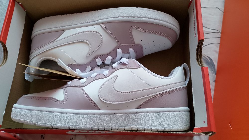 Нови маратонки Nike