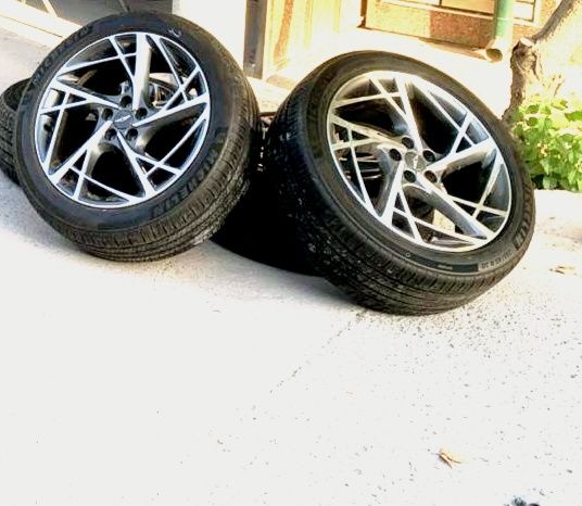 Genesis G90 20R Diska Michelin balon bilan. Diska odelnayam sotiladi