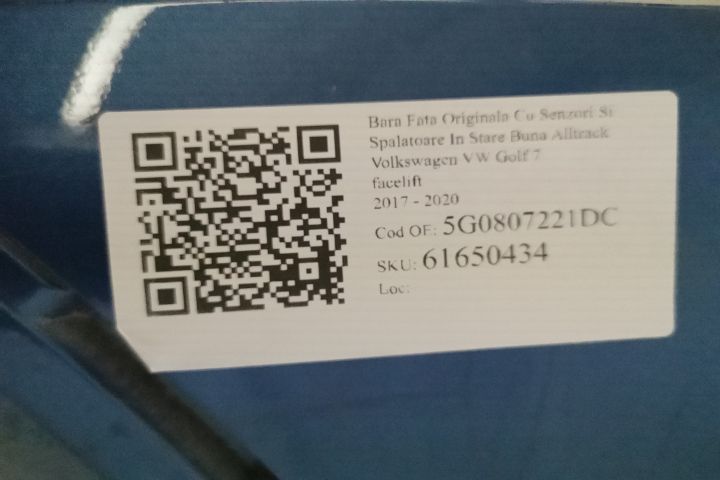 Предна броня Оригинална Със Сензори И Миещи Устройства В Добро Състоян