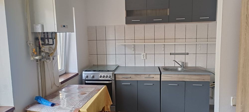 Garsoniera de inchiriat