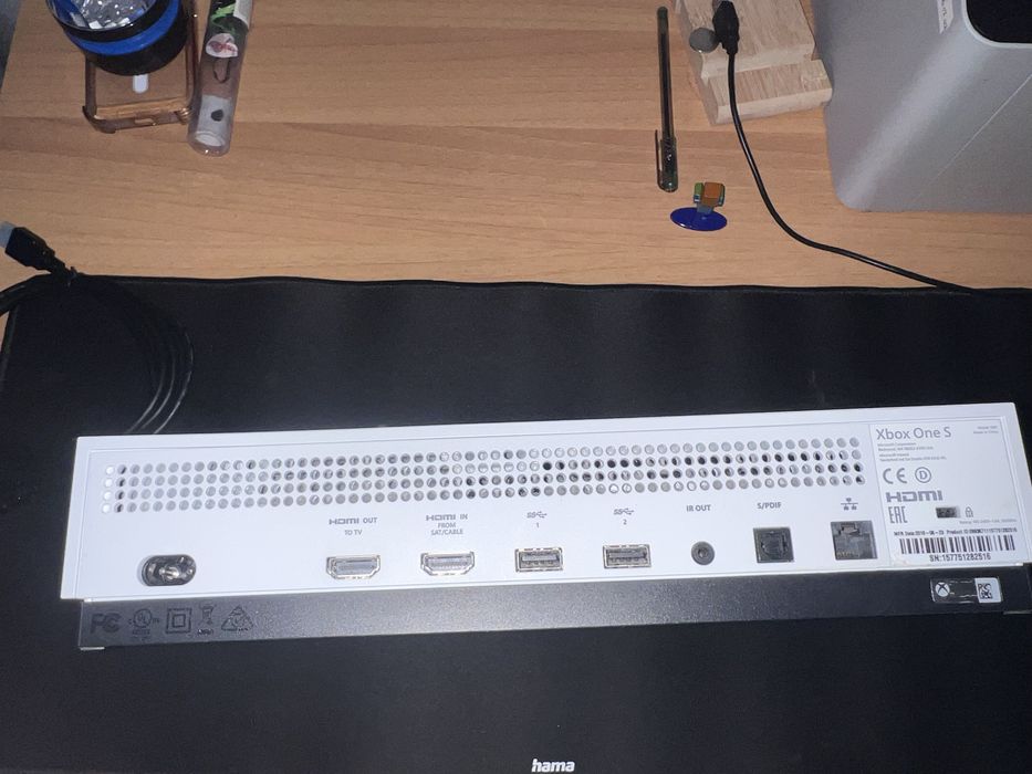 X Box one S  1 T