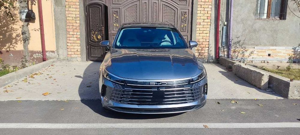 BYD CHAZOR dm-i 120 km Flagship, пробег-43500 км.