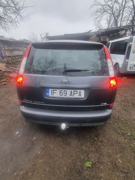Ford C-MAX model Ghia
