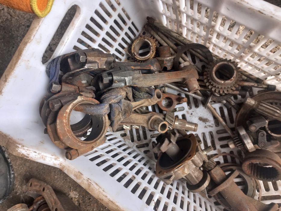 Запчасти от Волги  газели