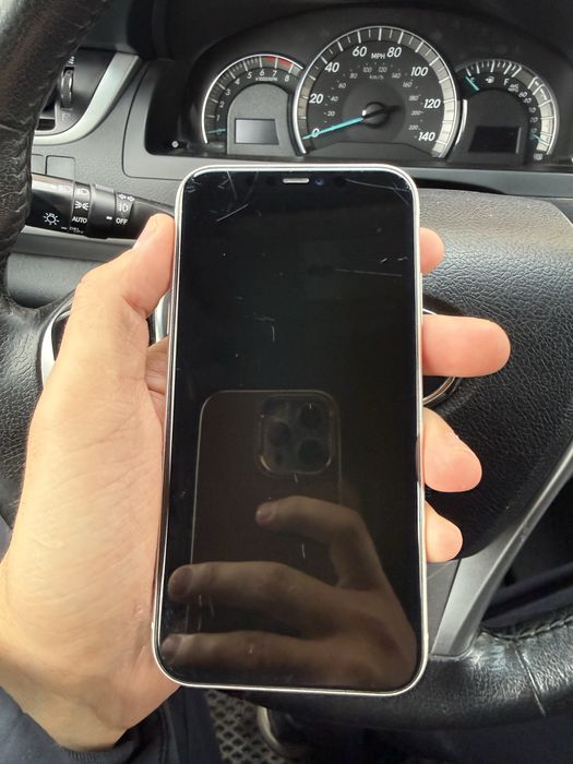 Iphone 11 сатылады