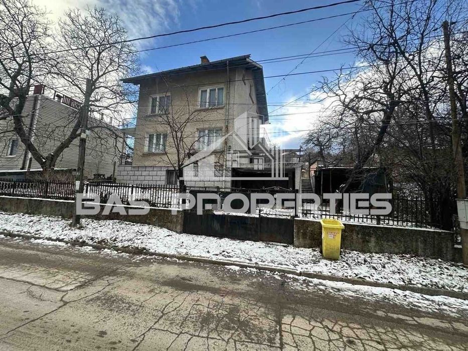 Къща в София-с.Бистрица площ 232