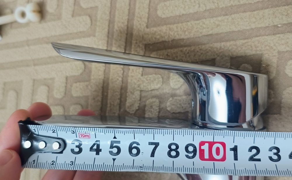 Смеситель для раковины hansgrohe