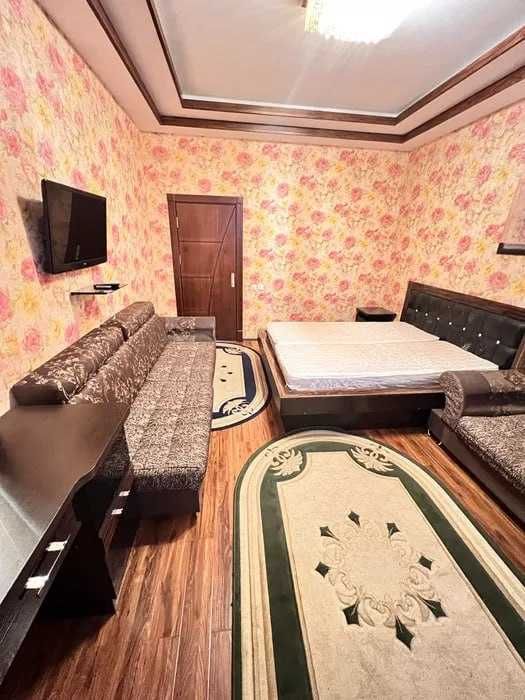 Юнусабад Ц-2 орр метро Минор 3х ком 100м2 Евро ремонт;