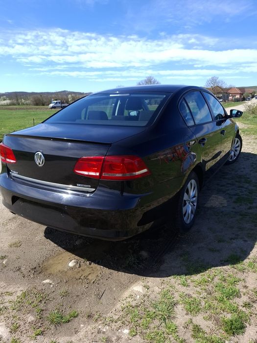 Volkswagen Passat  1.6 tdi Bluemotion