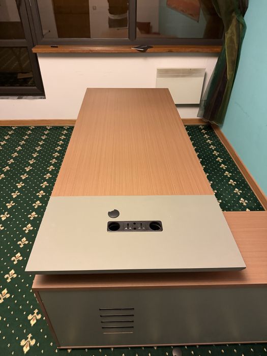 Офисный стол для руководителя